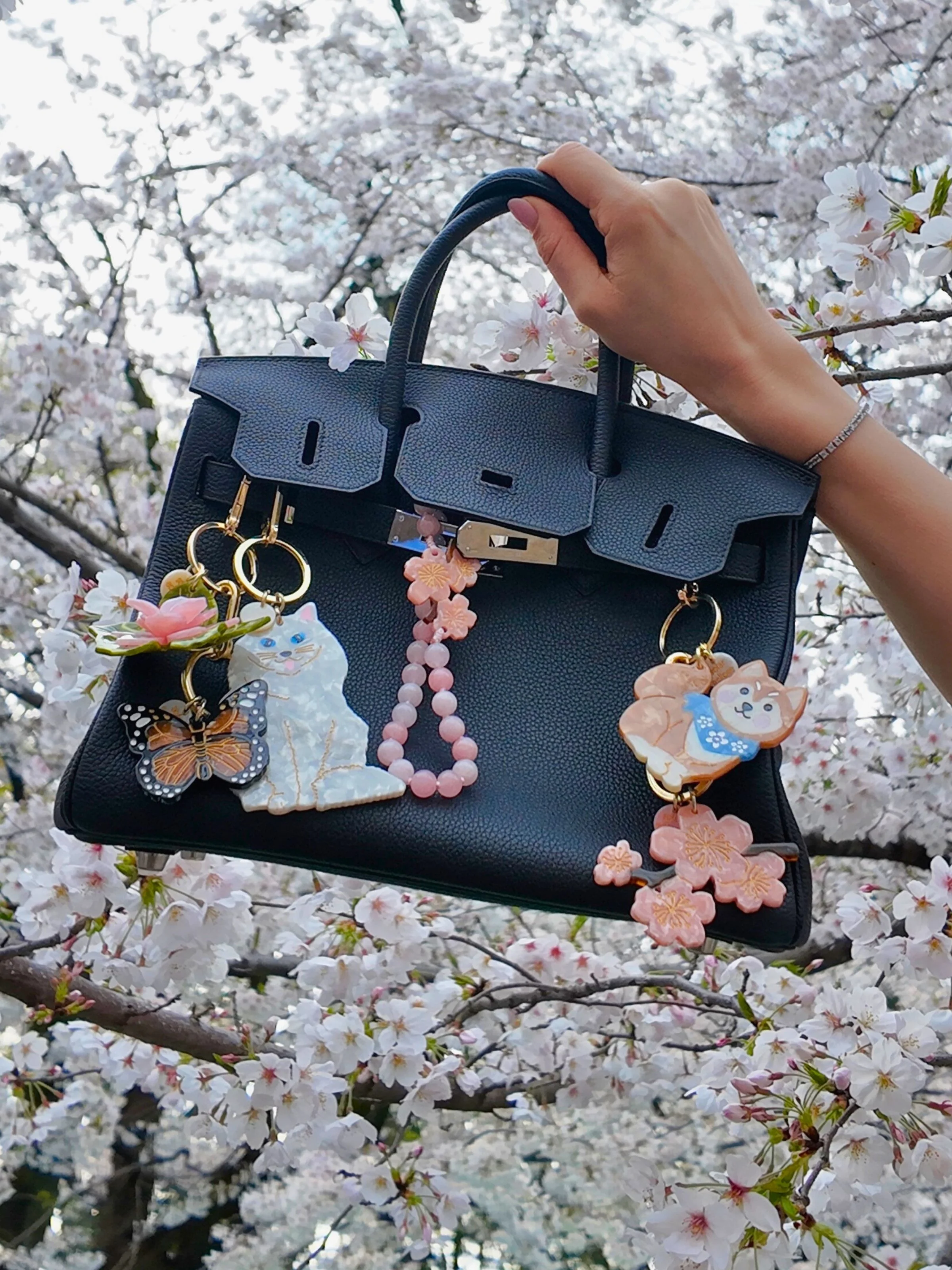 Hand-painted Cherry Blossom Gemstone Bracelet Phone Chain - Image 9