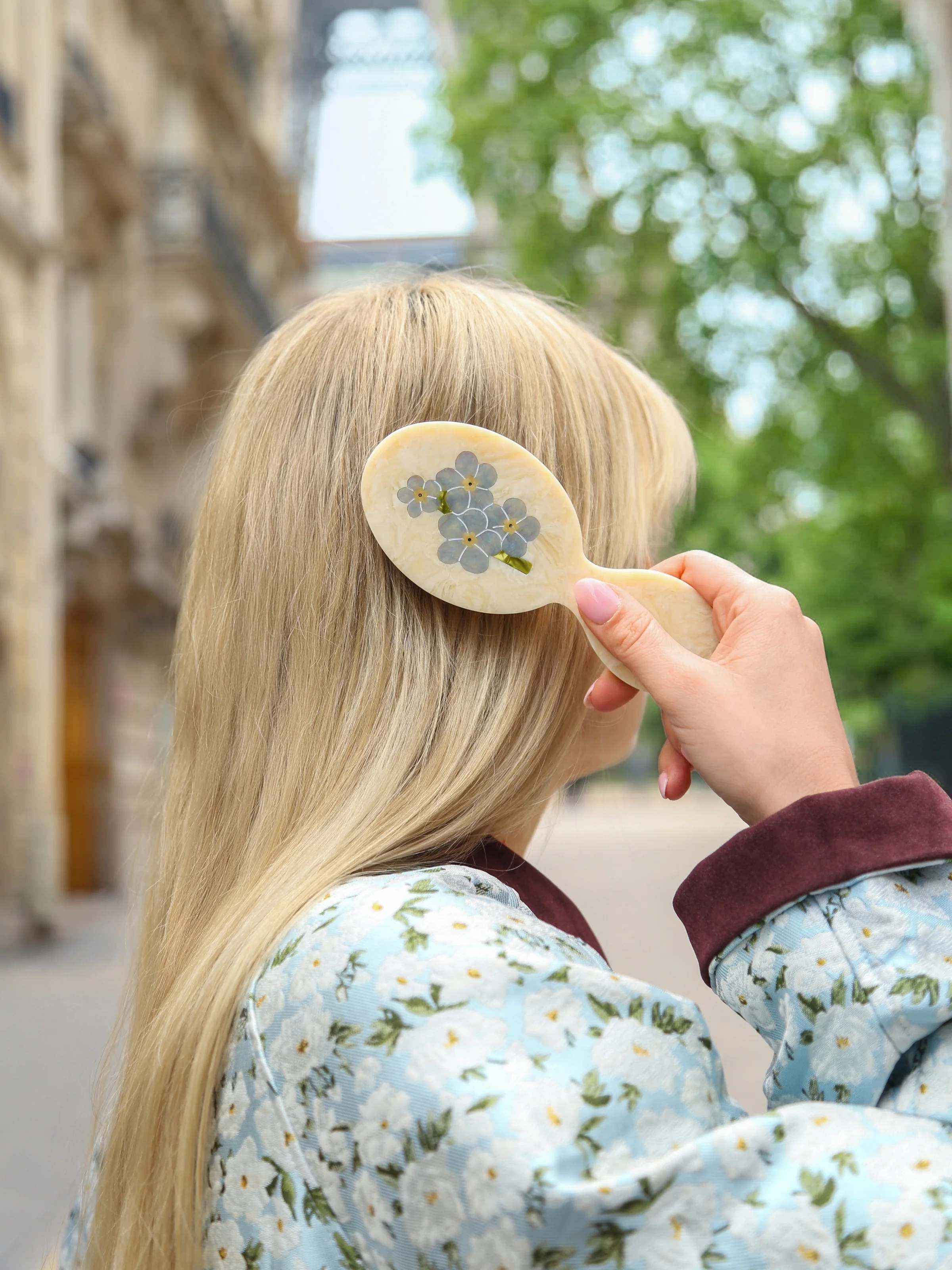 Hand-painted Forget-Me-Not Handbag Hero Brush | Eco-Friendly - Image 5