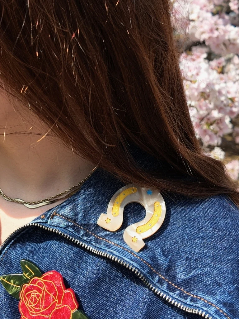 Hand-painted Horseshoe Brooch Pin - Image 3