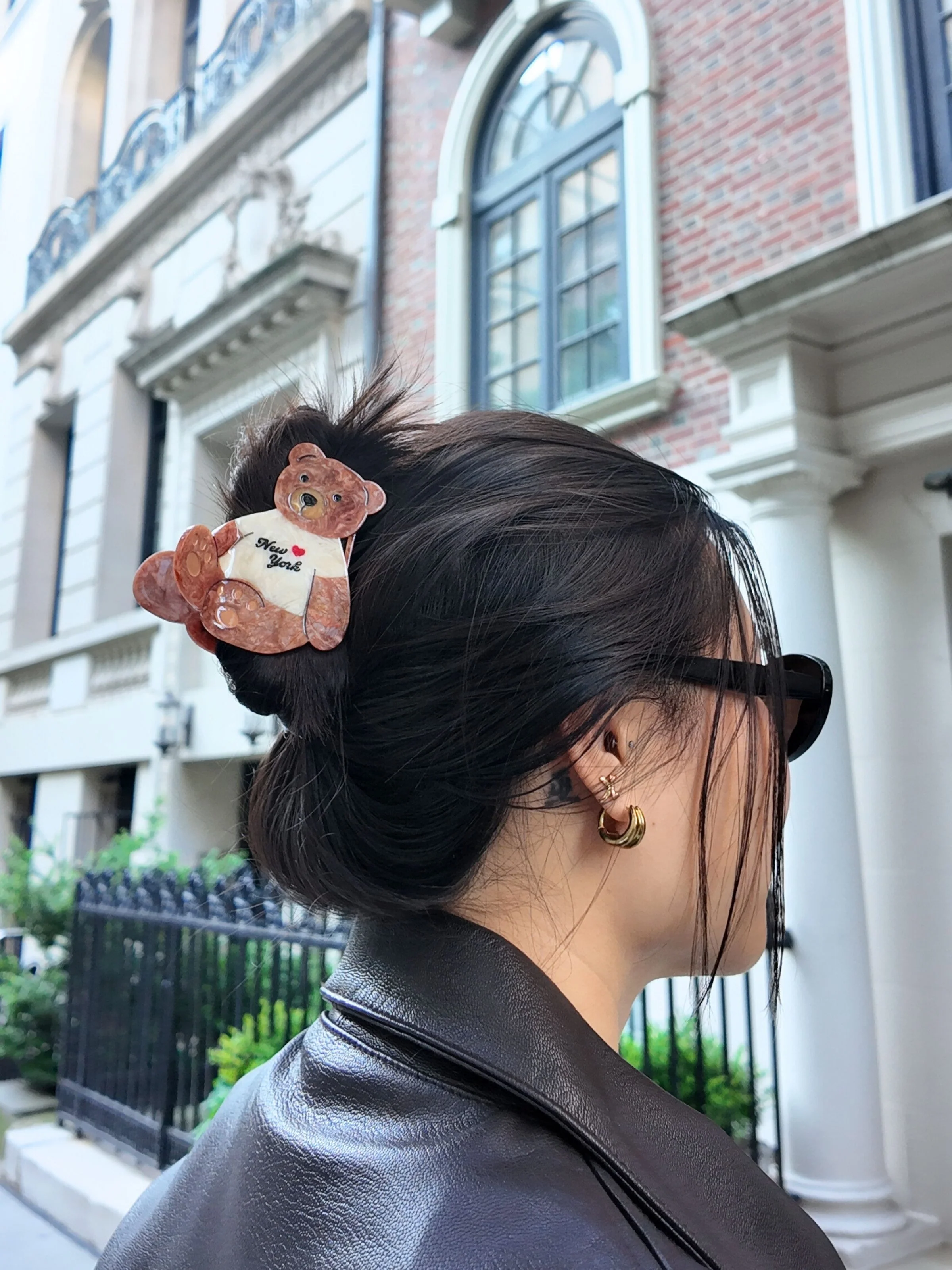 Hand-painted New York Teddy Bear Hair Claw Clip | Eco-Friendly - Image 4
