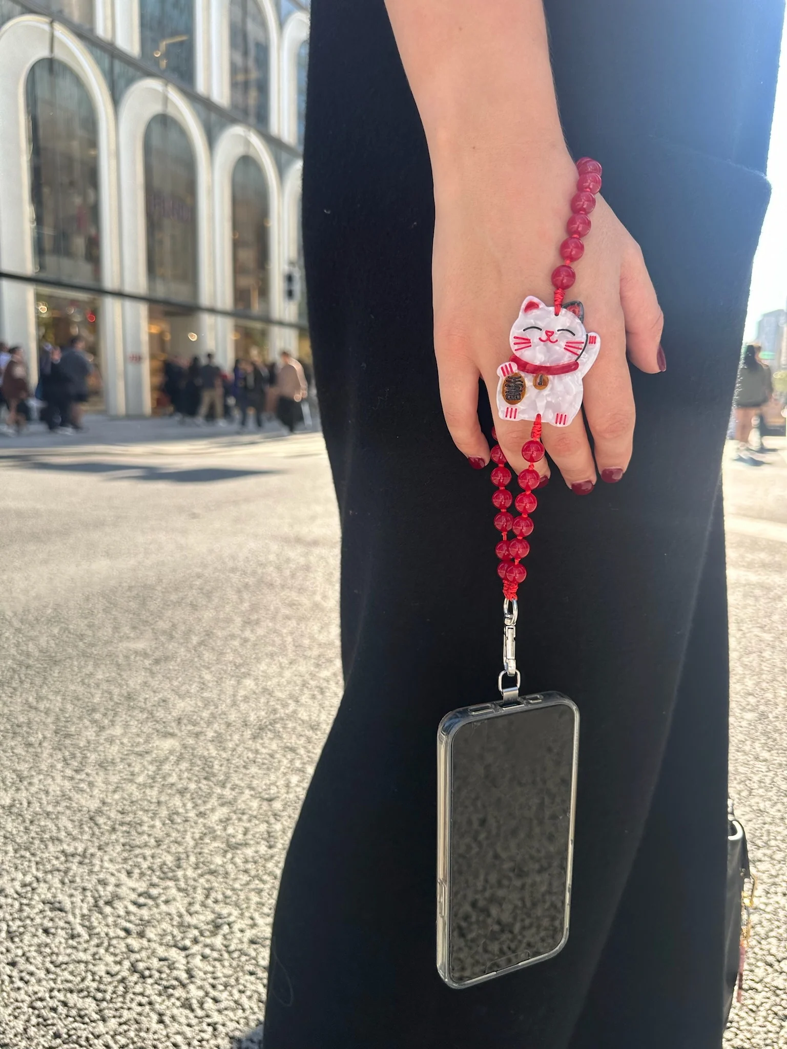 Hand-painted Lucky Cat Gemstone Bracelet Phone Chain - Image 3