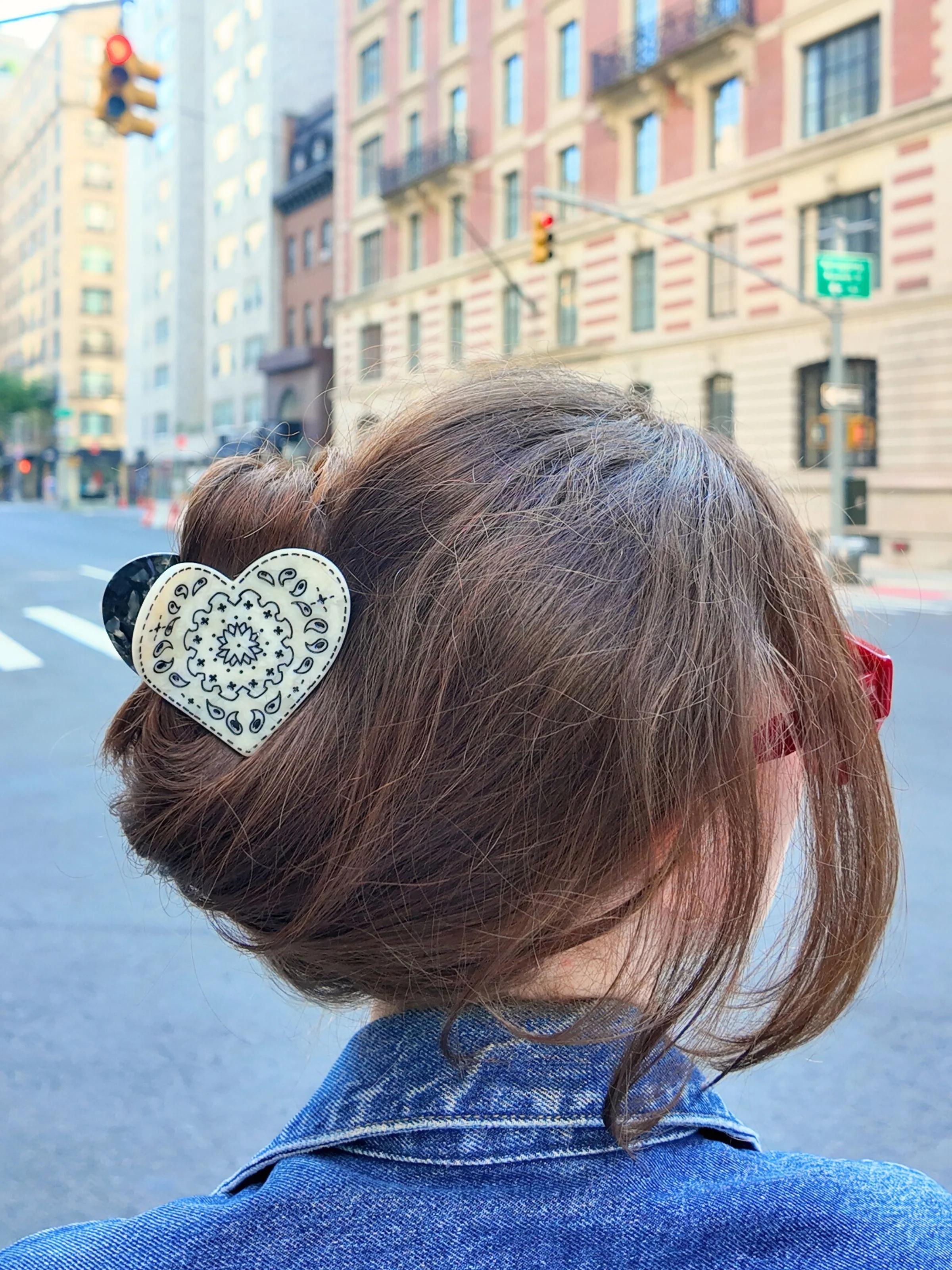 Hand-painted Paisley Heart Hair Claw Clip | Eco-Friendly - Image 6