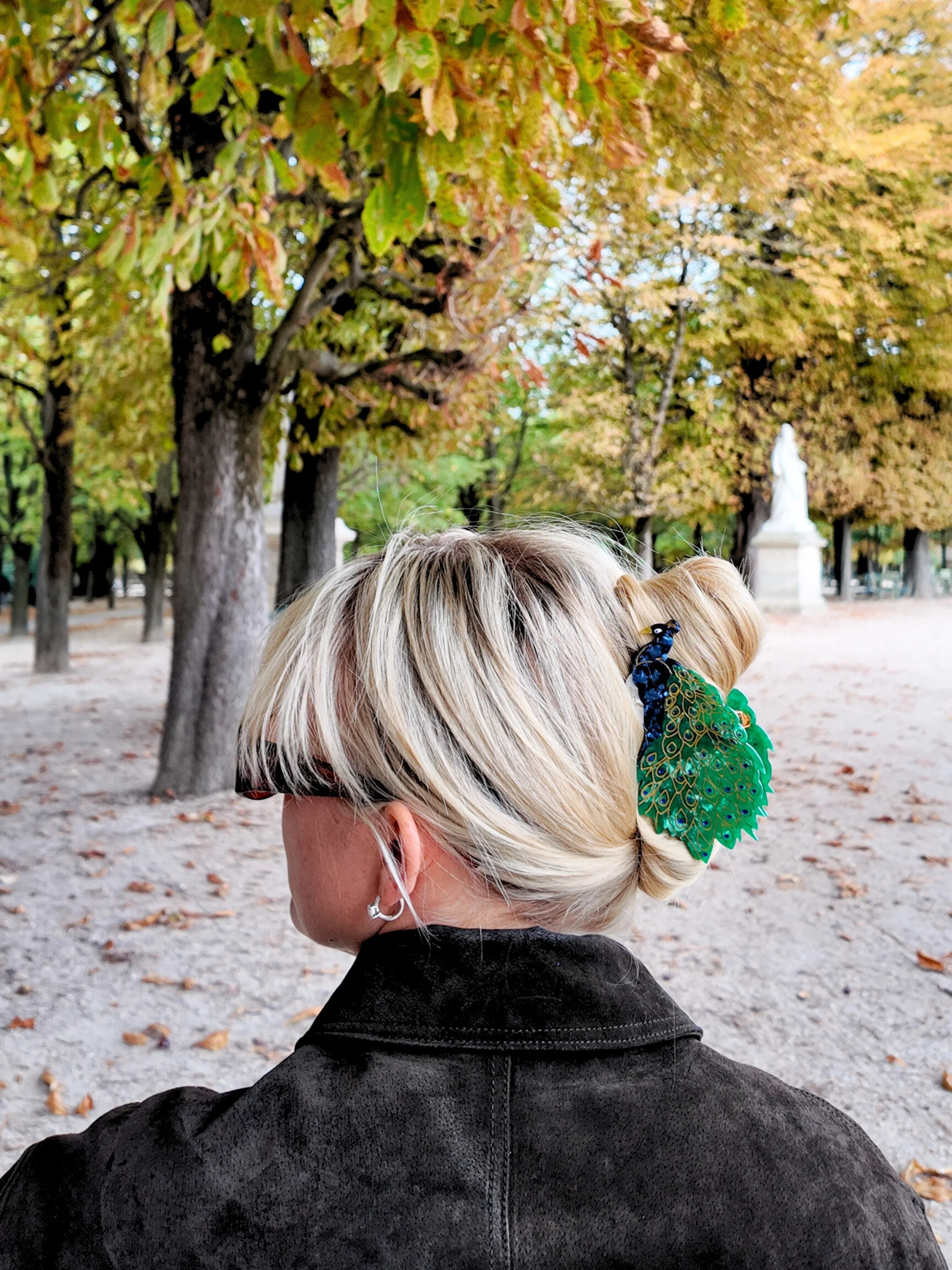 Hand-painted Peacock Claw Hair Clip | Eco-Friendly - Image 4