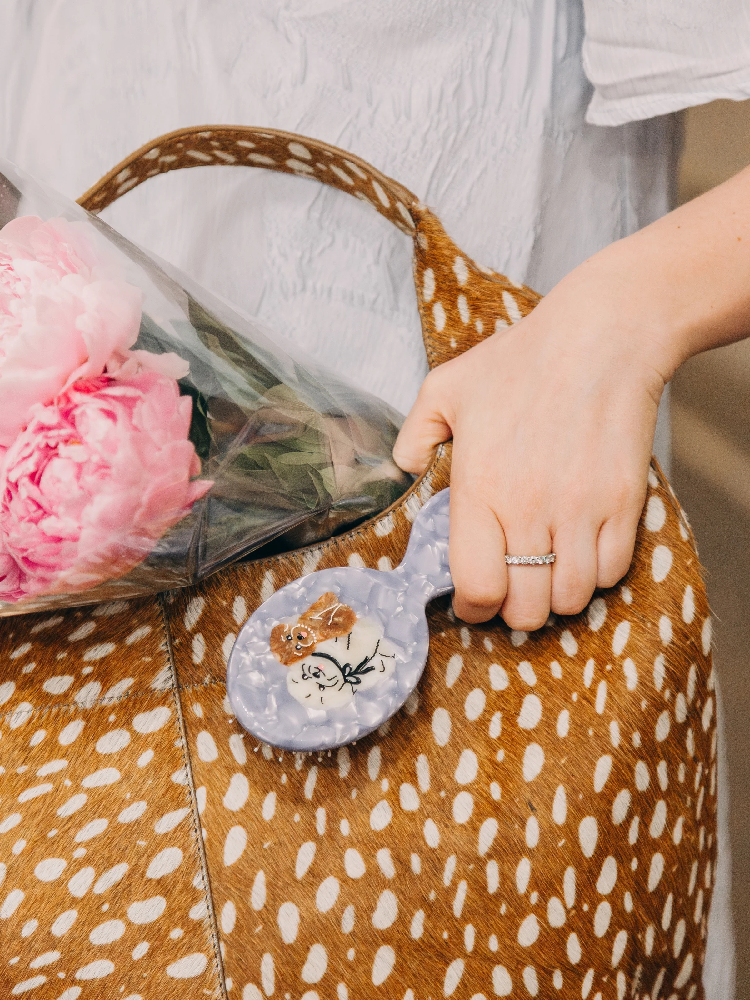 Hand-painted Puppy Friends Handbag Hero Brush | Eco-Friendly - Image 2