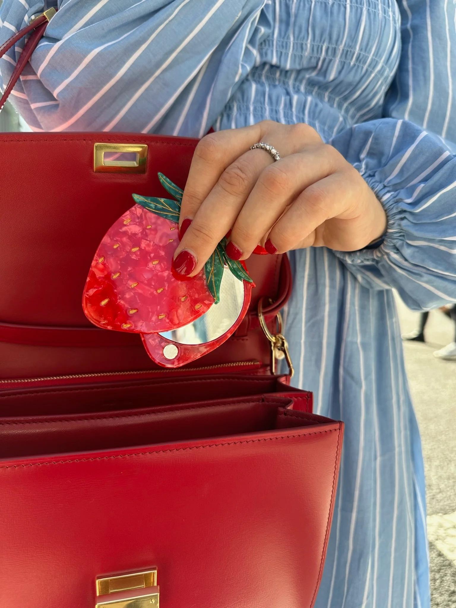 Hand-painted Strawberry Compact Mirror | Eco-Friendly - Image 4